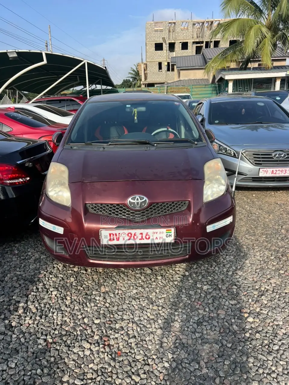 Toyota Vitz 1.3 AWD 3dr 2010 Brown