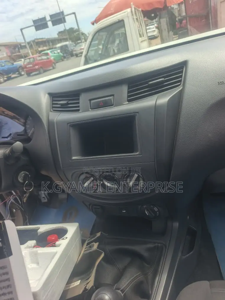 Quality Android Car Tape / Screen for Nissan Navara 2013 to 2015