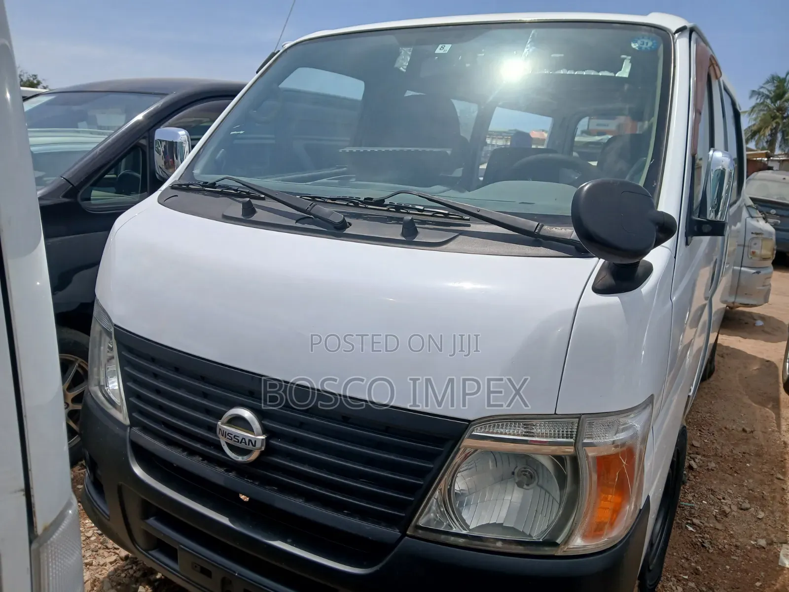 Nissan Caravan (Urvan) 2008 White