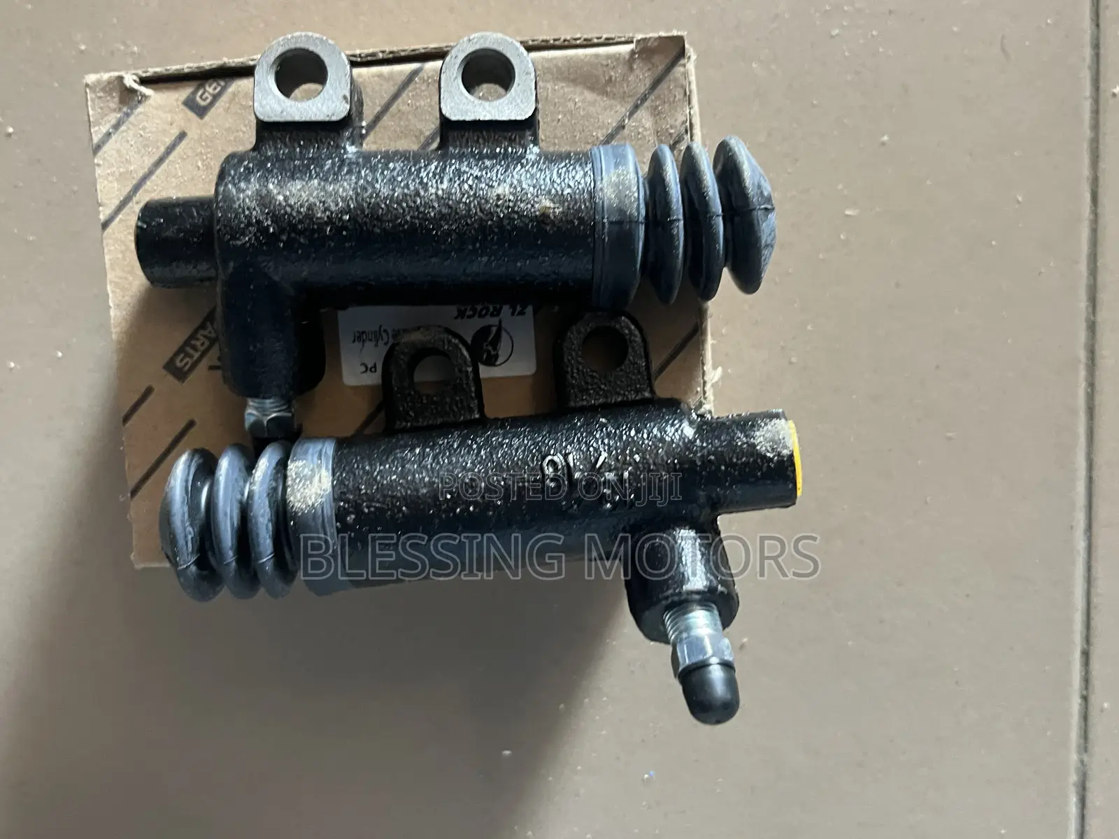 Top and Down Port for All Cars Available