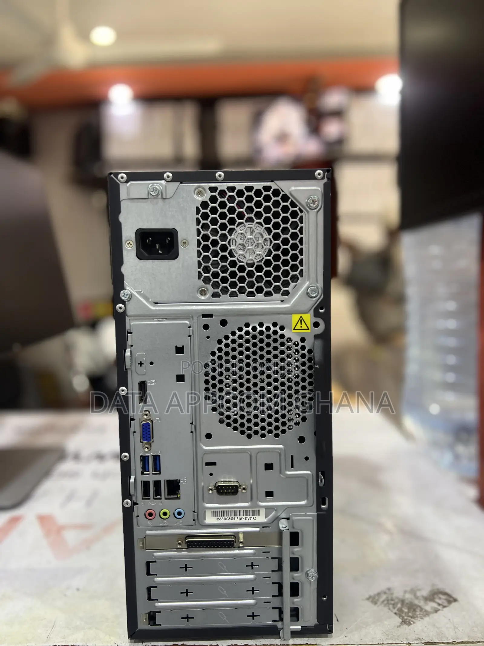 Desktop Computer Lenovo ThinkCentre M715 8GB Intel Core i3 HDD 500GB