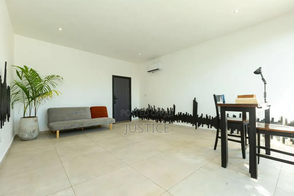 4bdrm House in Tema Mataheko, Community 25 for rent
