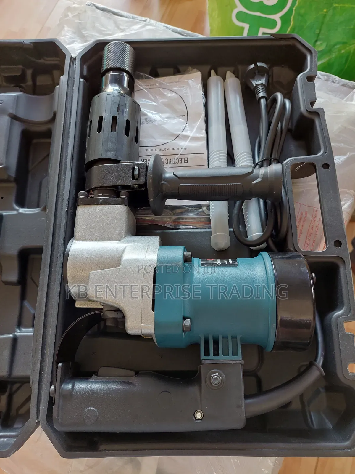 800W Heavy Duty Electric Demolition Hammer Breaker With Chisels & Case