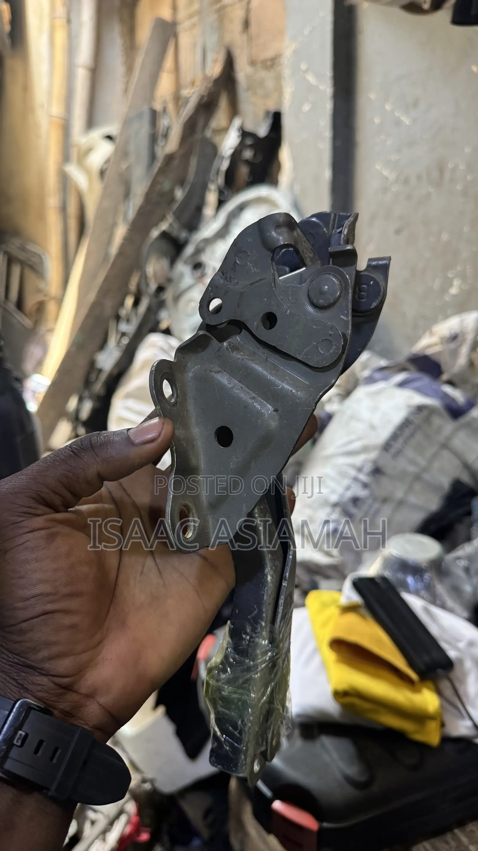 Toyota Highlander 2008,2009,2010,2011,2012,2013 Bonnet Hinge / Inches