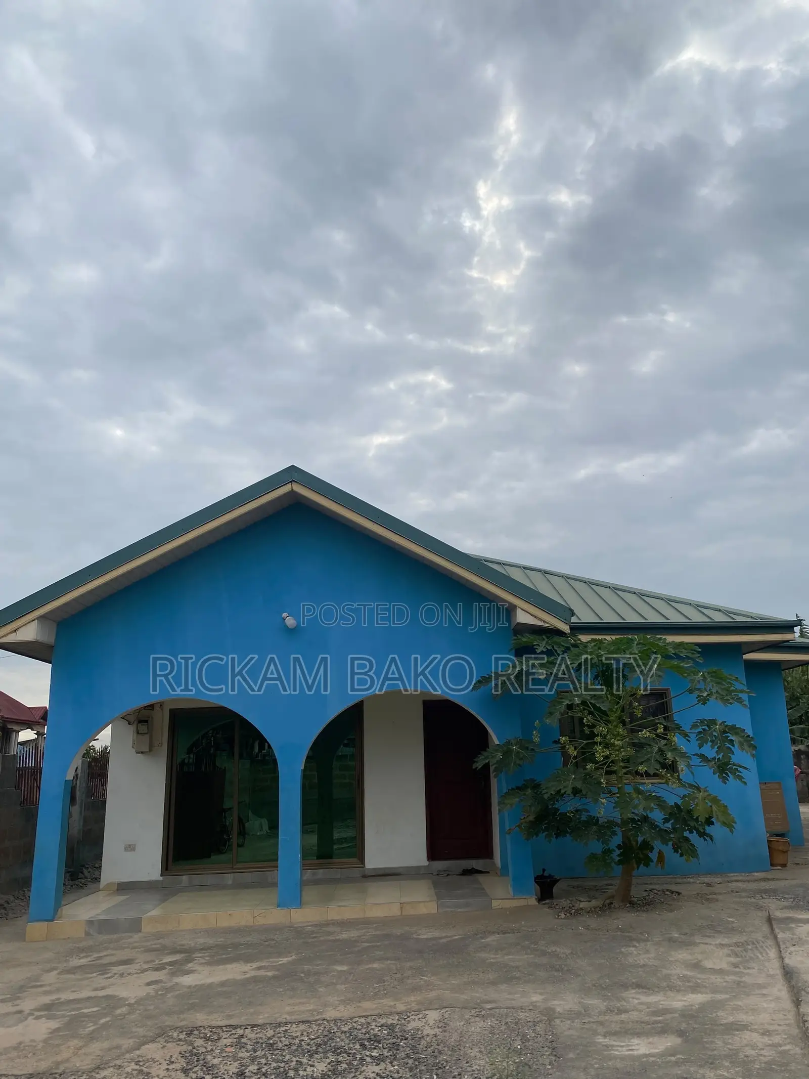 3bdrm House in Tema Metropolitan for rent