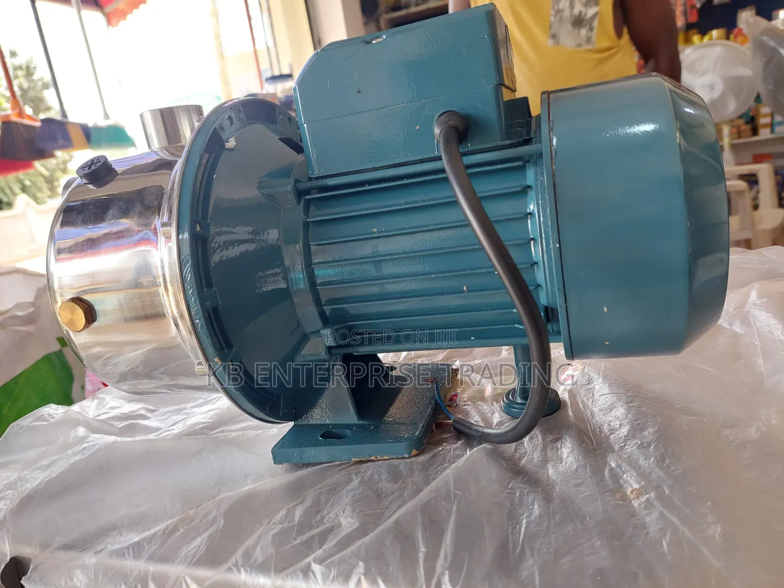 Heavy Duty ECOOLMAX Water Pump 750W - High Pressure 45m Lift for Home