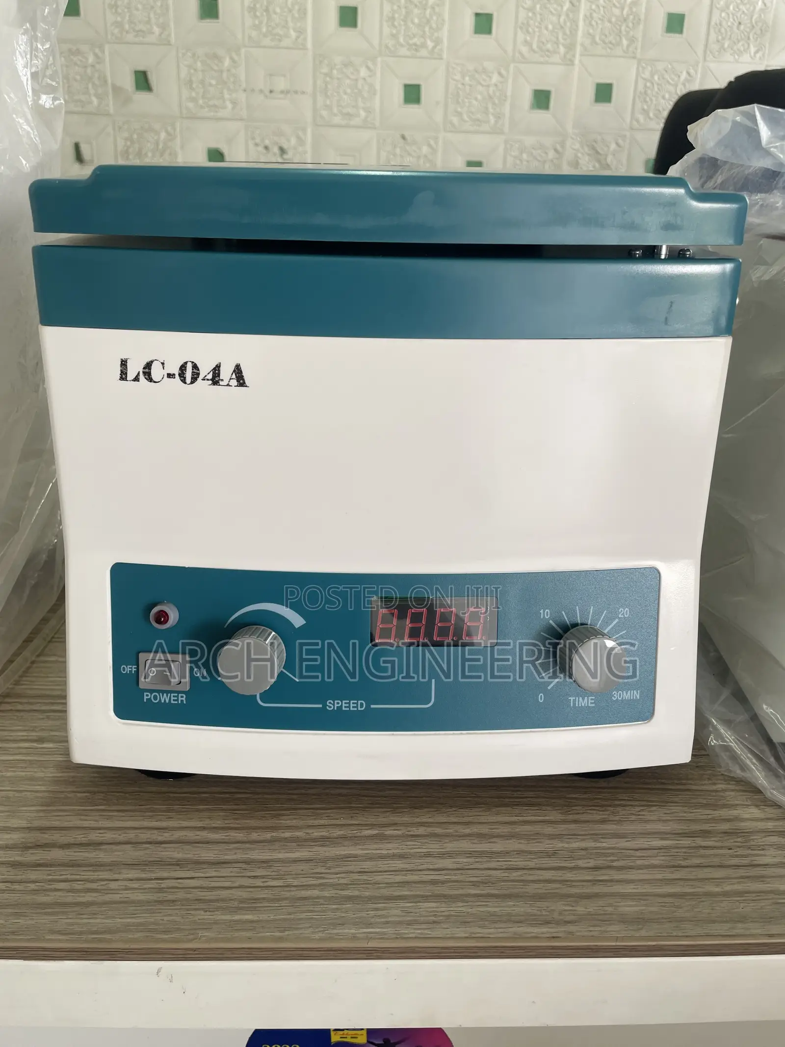 12 Bucket Benchtop Digital Centrifuges