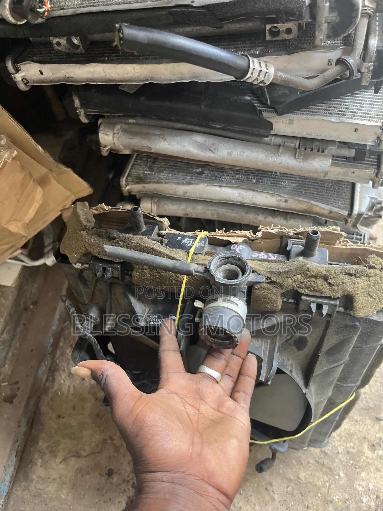 Toyota Passo Radiator Thank Complete