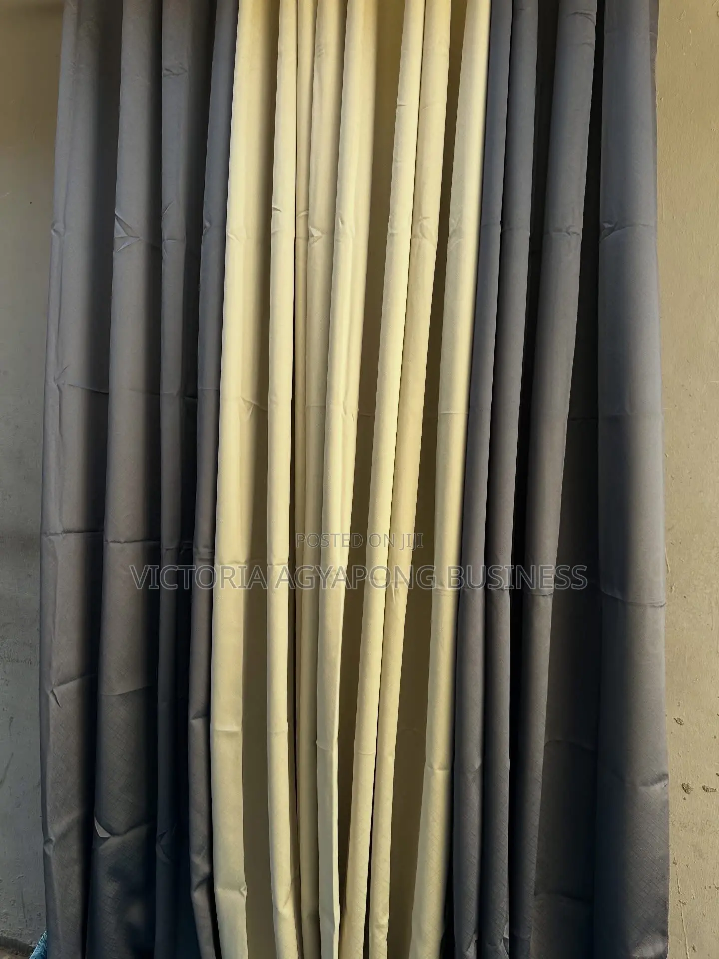 Curtains Available in Kantamanto
