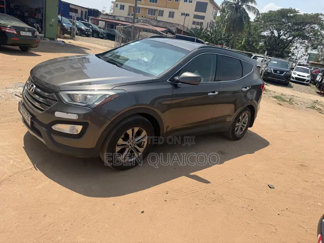 Hyundai Santa Fe 2015 Gray