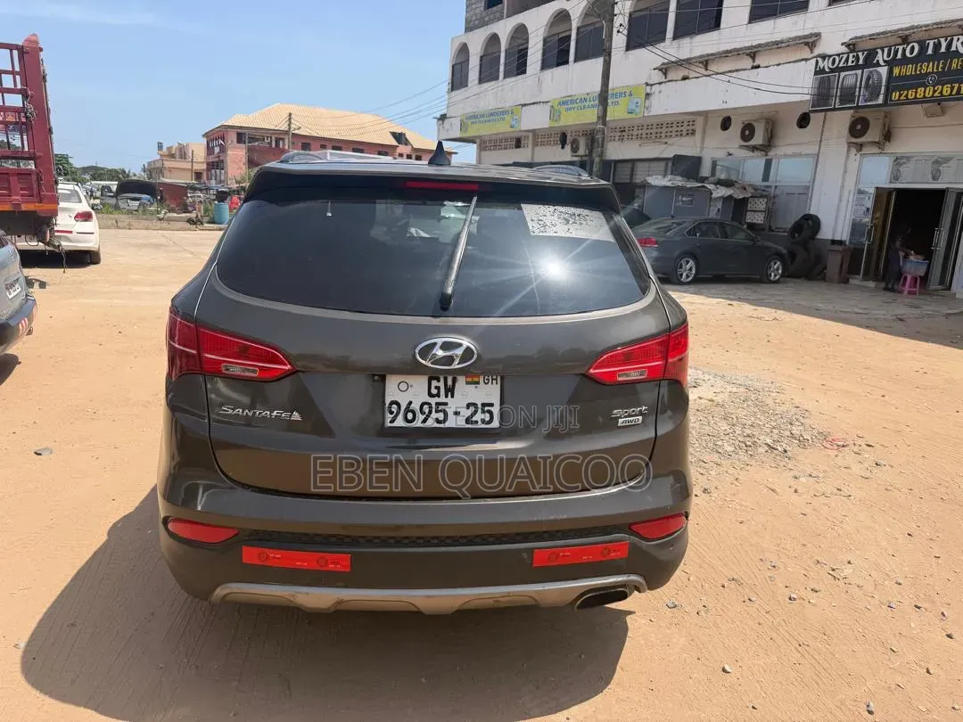 Hyundai Santa Fe 2015 Gray