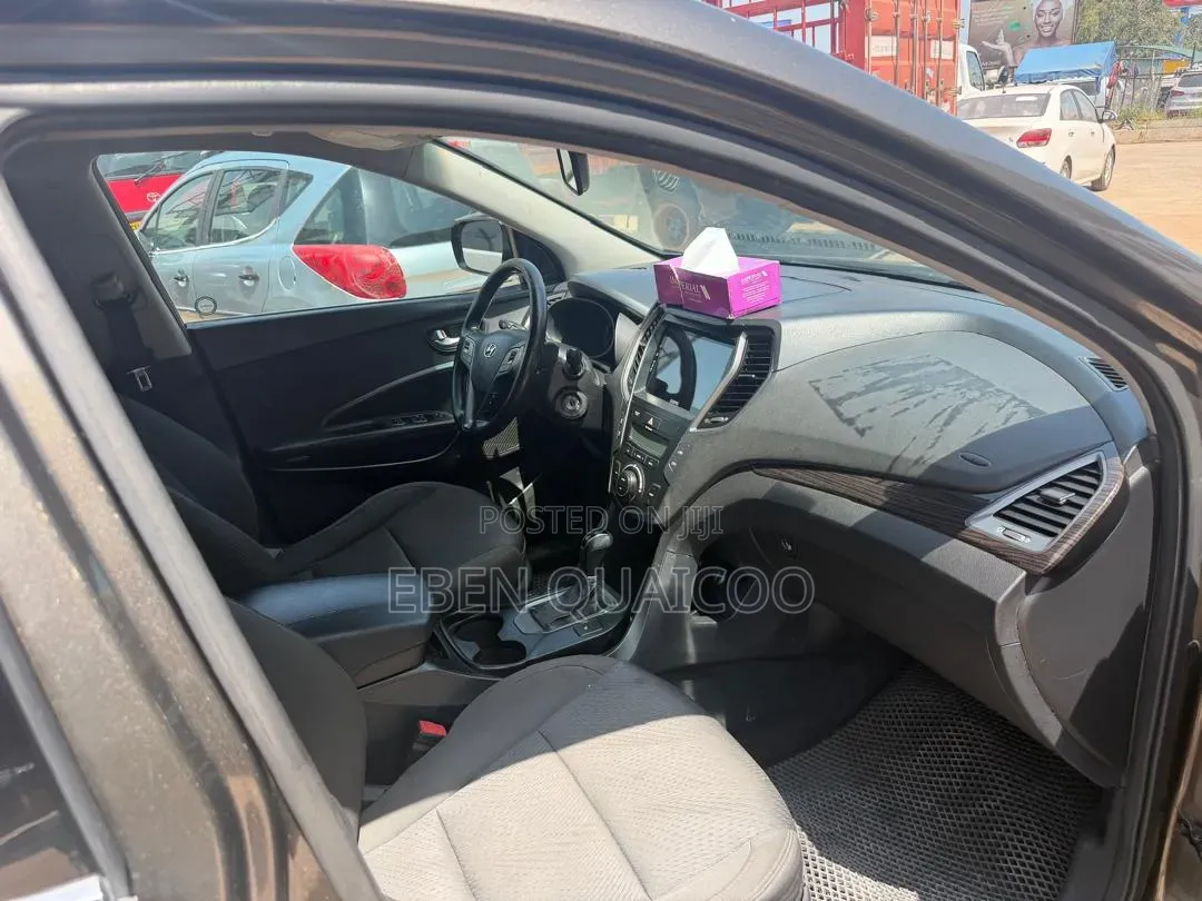 Hyundai Santa Fe 2015 Gray