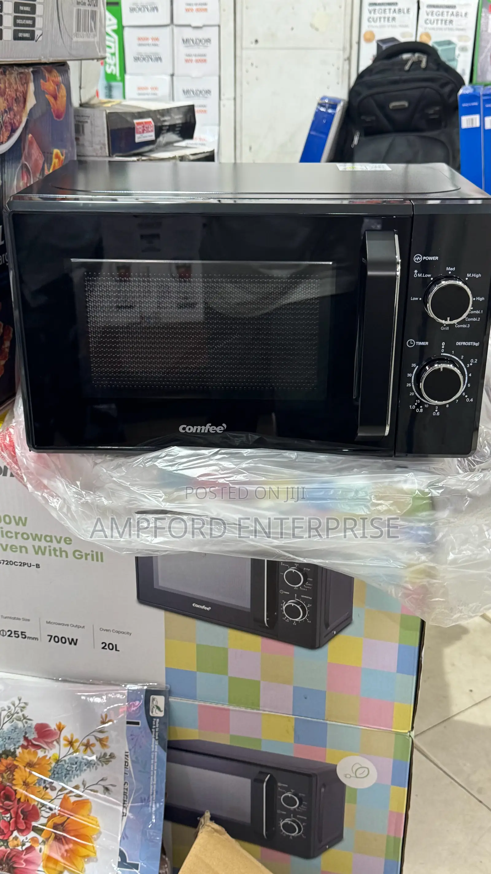 20L Comfee Microwave Oven With Grill