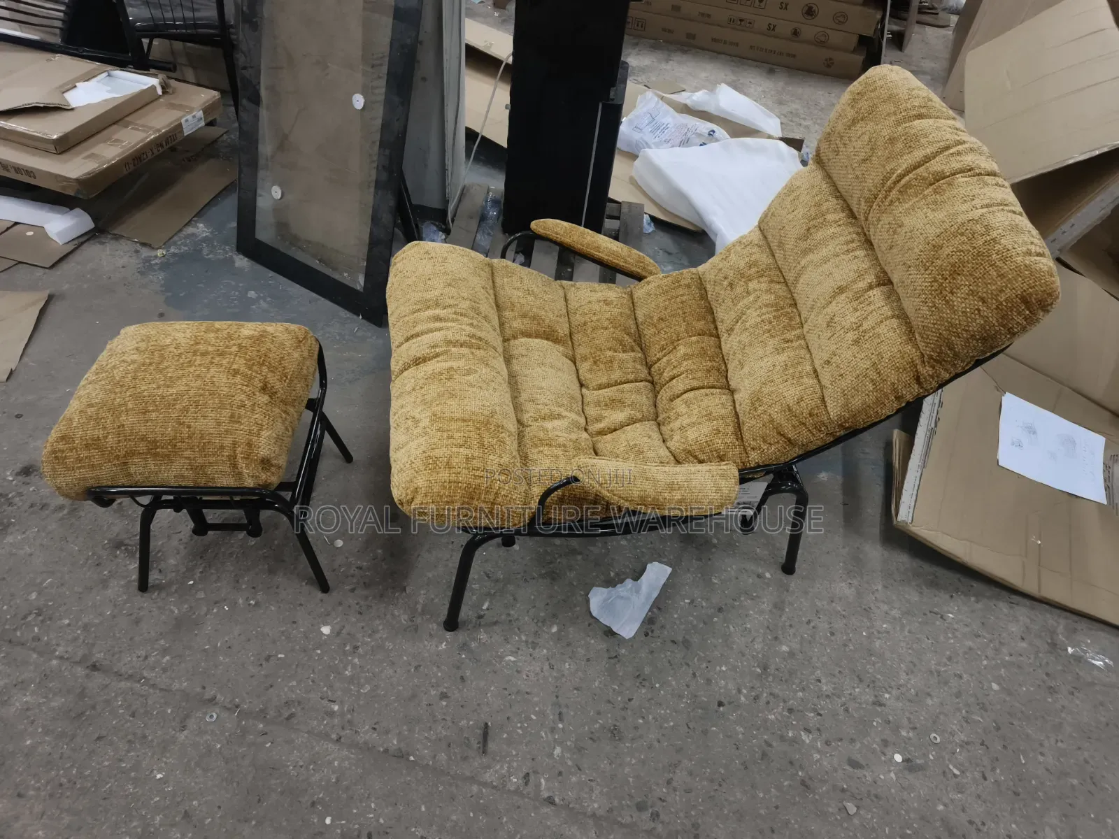 KARE Design Vienna Swing Armchair (Leisure Chair).