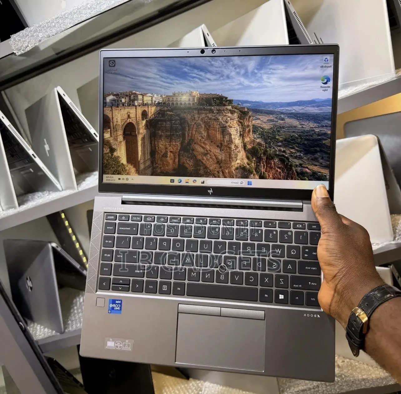 Laptop HP ZBook Firefly 14 G7 16GB Intel Core i7 SSD 256GB