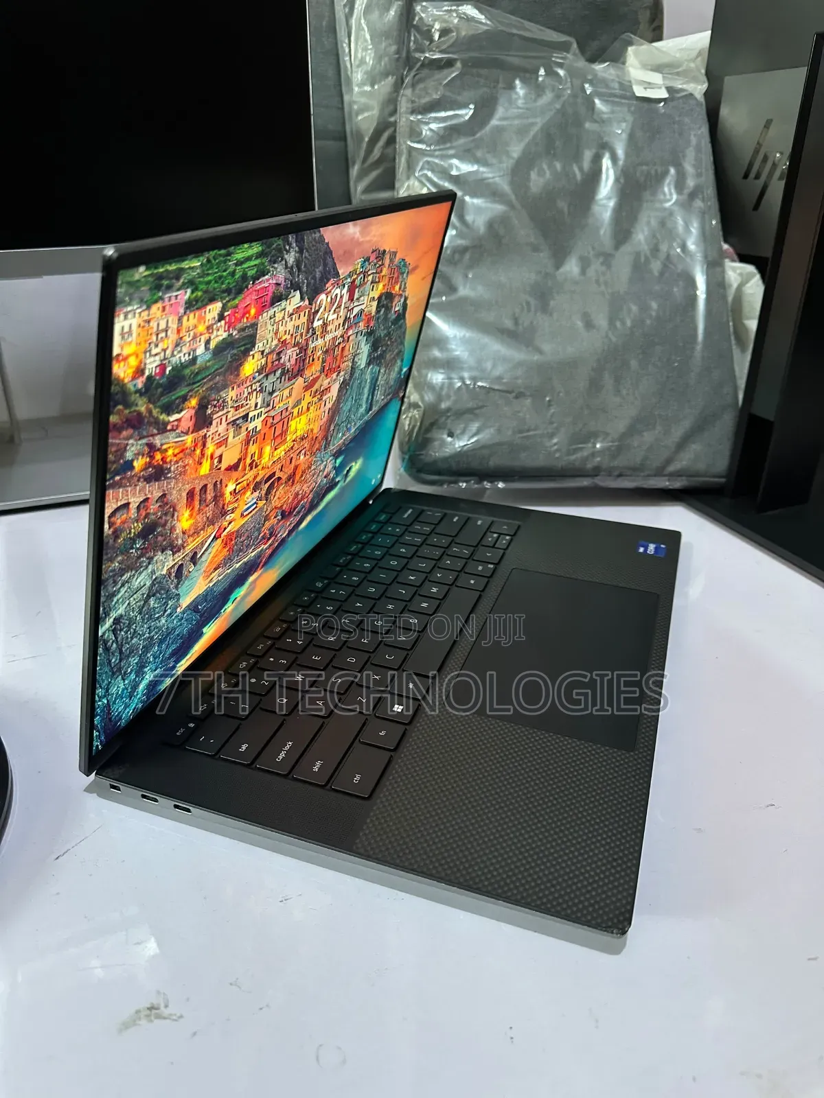 Laptop Dell Precision 5570 16GB Intel Core i7 SSD 1T