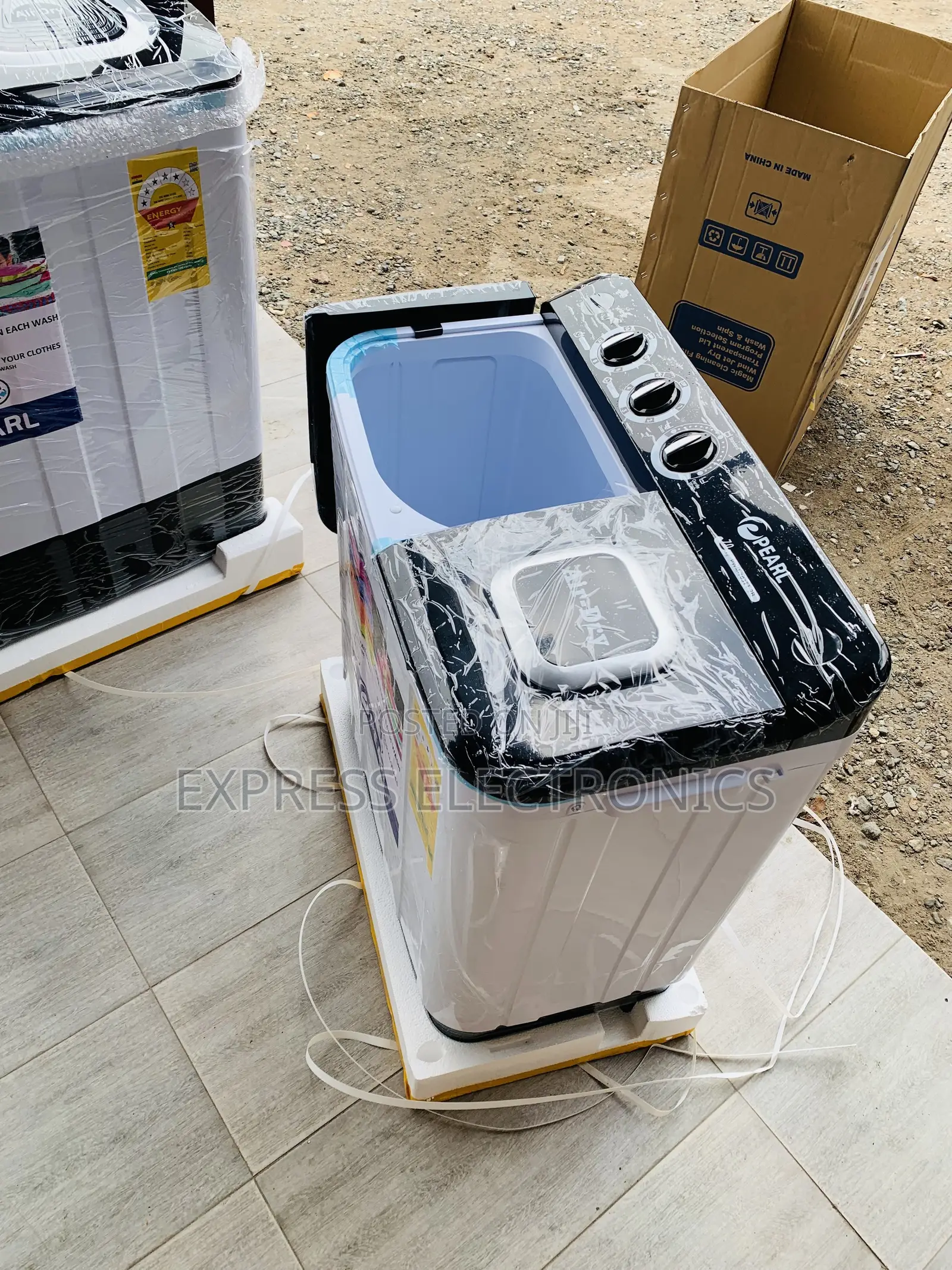 Hot  Deals on Pearl 7kg Topload Twintub Semi White With Black Cover