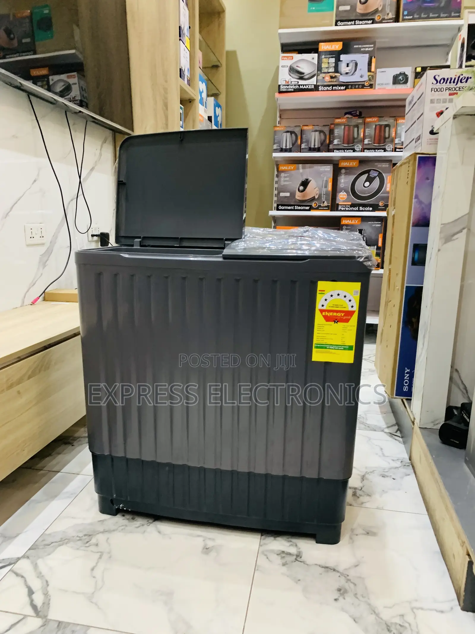 Authentic Sleek Nasco 11kg Topload Twintub Semi Auto Black