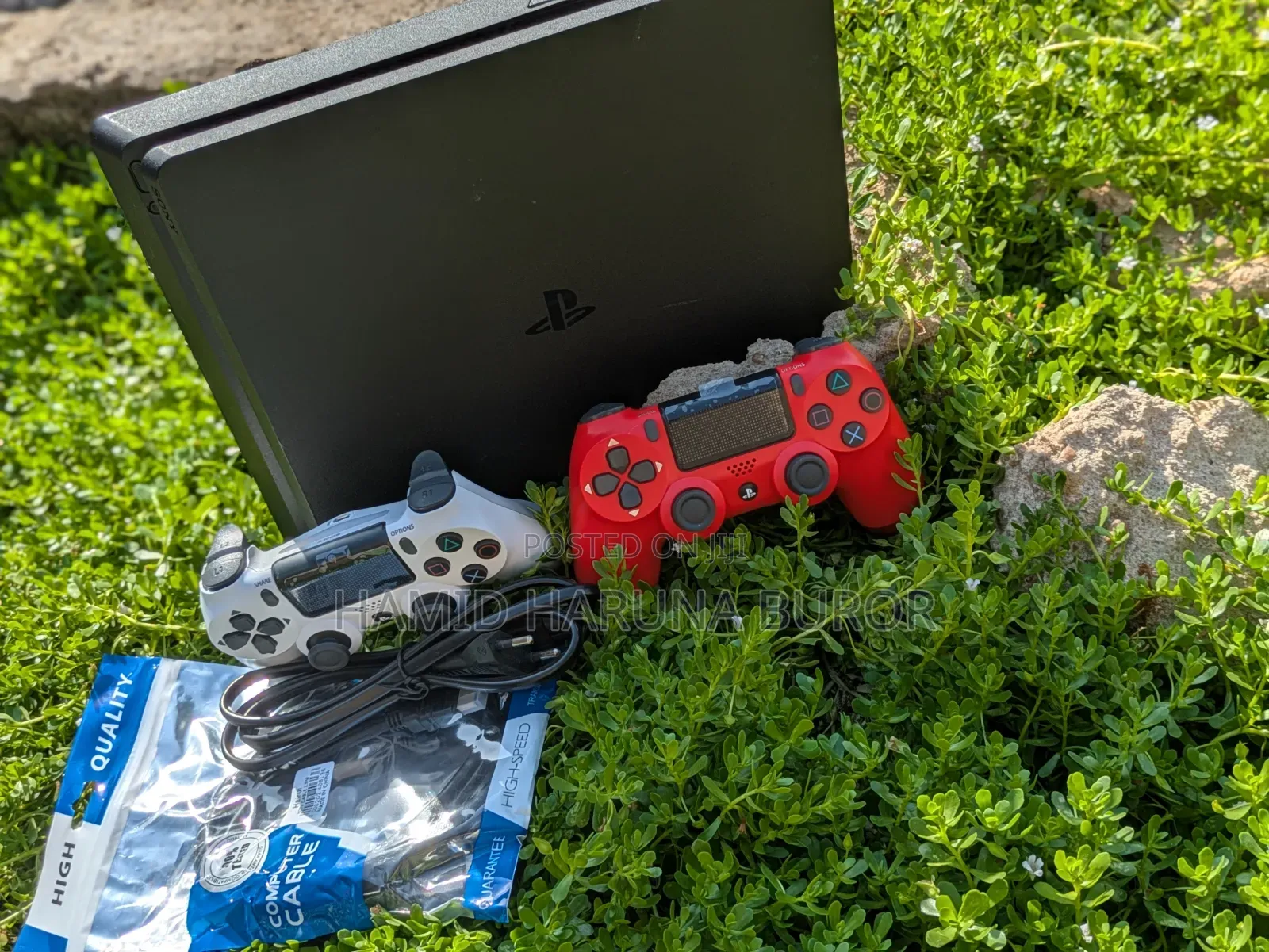 PS4 Slim Jailbreak With Fc27 and 8 Games ( With Two Controllers )
