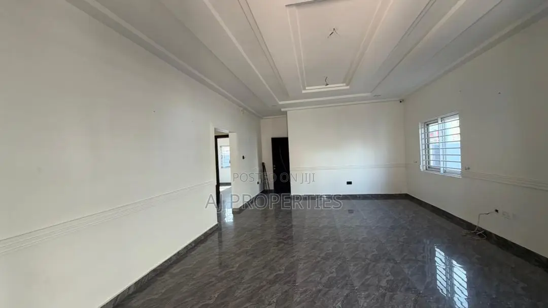 2bdrm House in Lakeside for rent