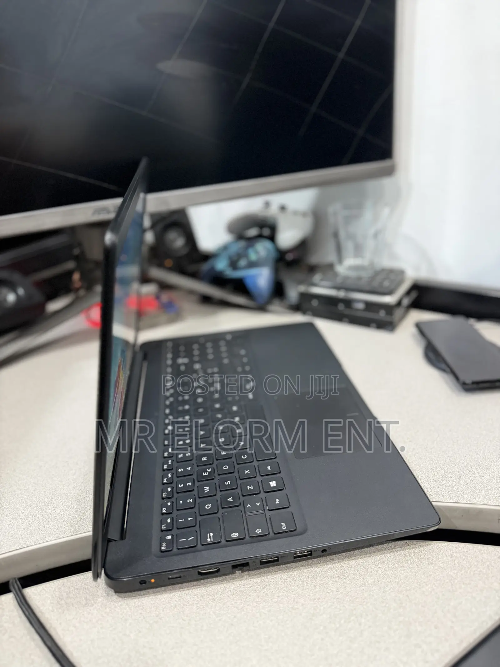 Laptop Dell Latitude 3500 16GB Intel Core i7 SSD 256GB