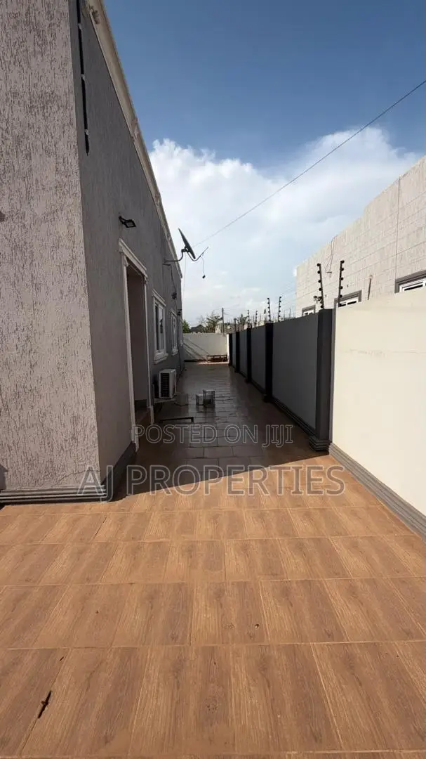 2bdrm House in Lakeside for rent