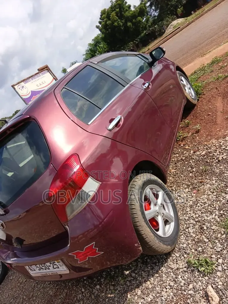Toyota Vitz 1.3 AWD 3dr 2010