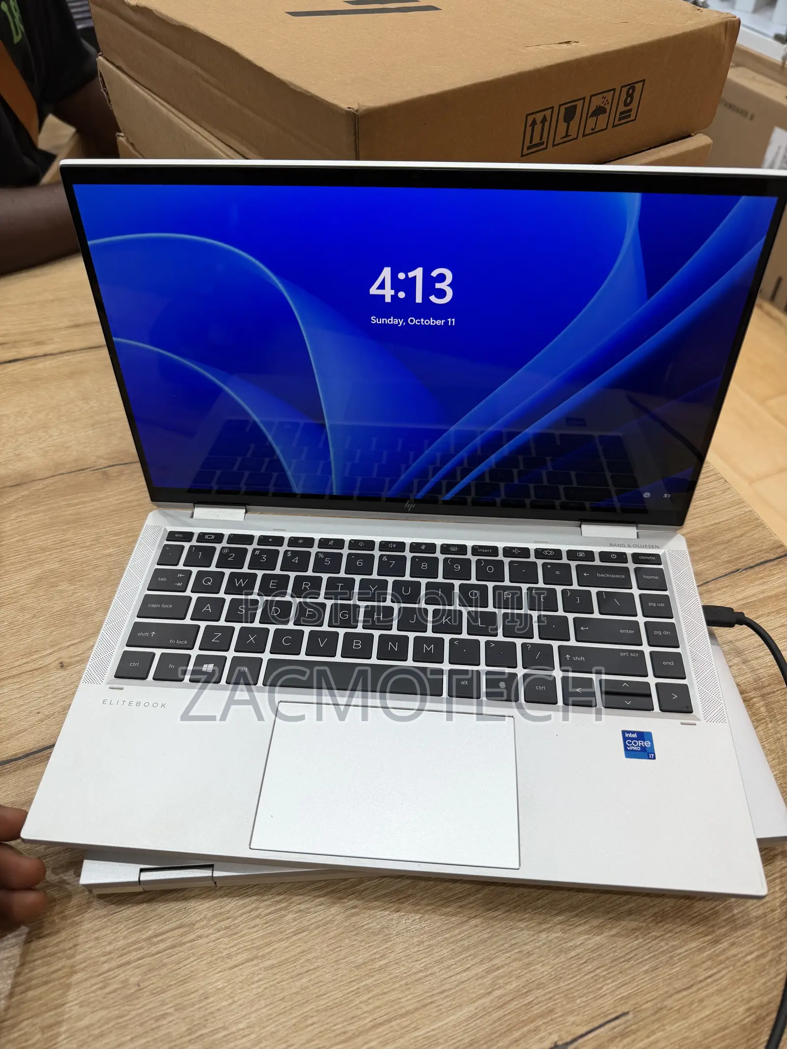 Laptop HP EliteBook 1040 G8 16GB Intel Core i7 SSD 512GB