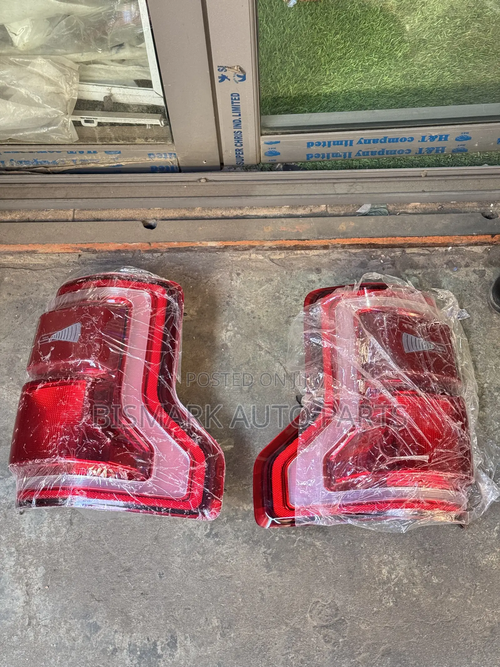 Ford F150 Raptor 2018 2019 2020 Taillight