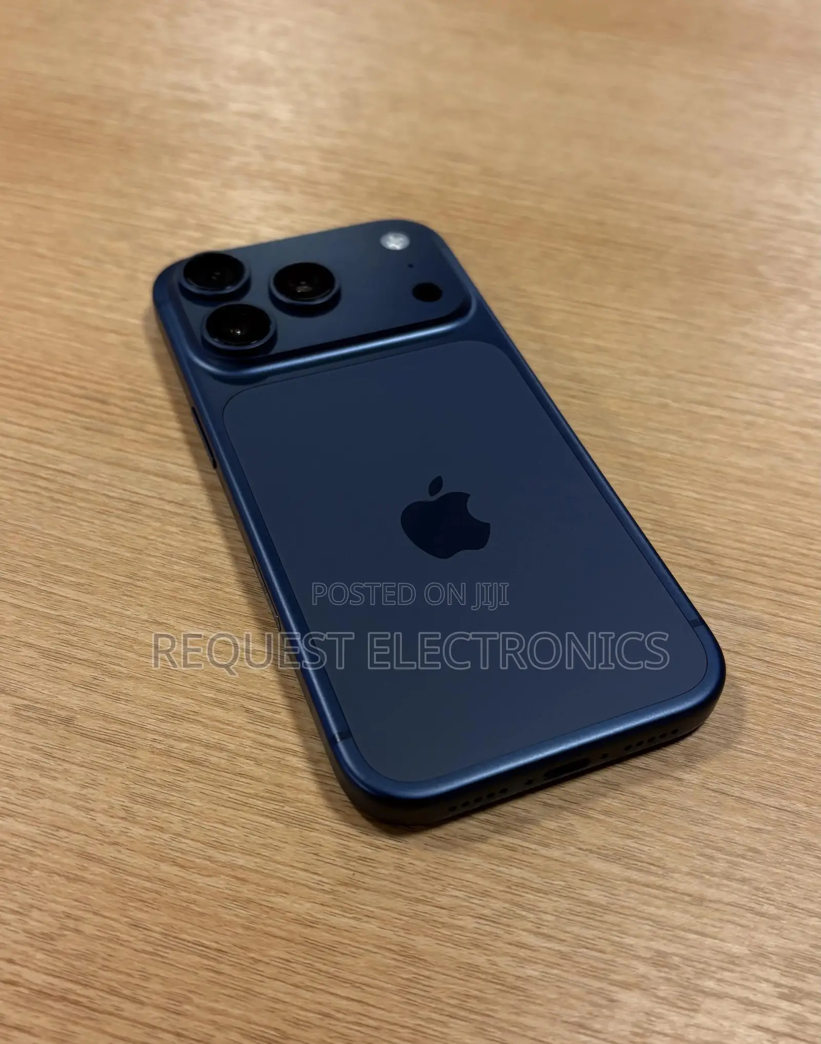 New Apple iPhone 17 Pro Max 1 TB Black
