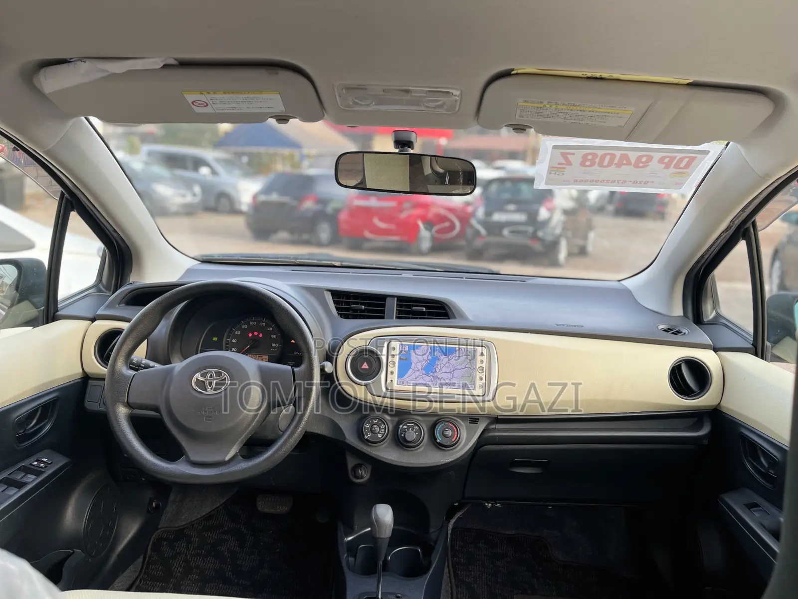 Toyota Vitz 1.3 FWD 5dr 2013 Pink