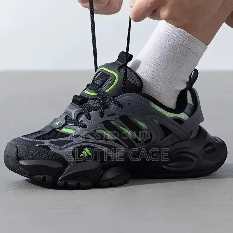 Adidas XLG Runner Deluxe