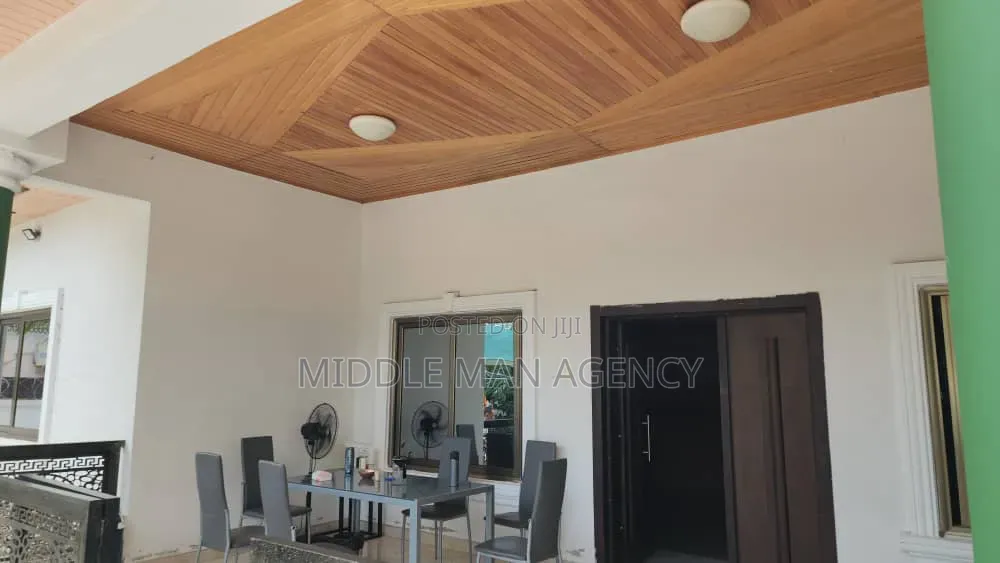 Furnished 6bdrm Mansion in Middle Man Agency, Kumasi Metropolitan