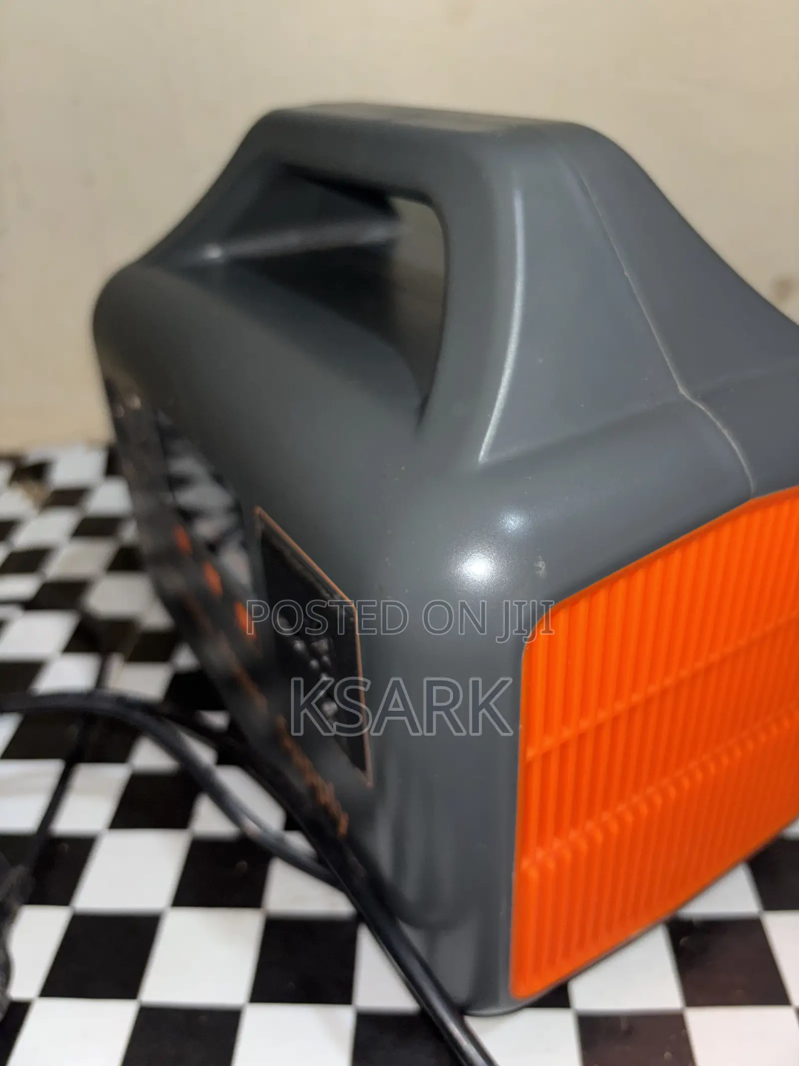 Potable Power Station 500vwatt to 512 Watt