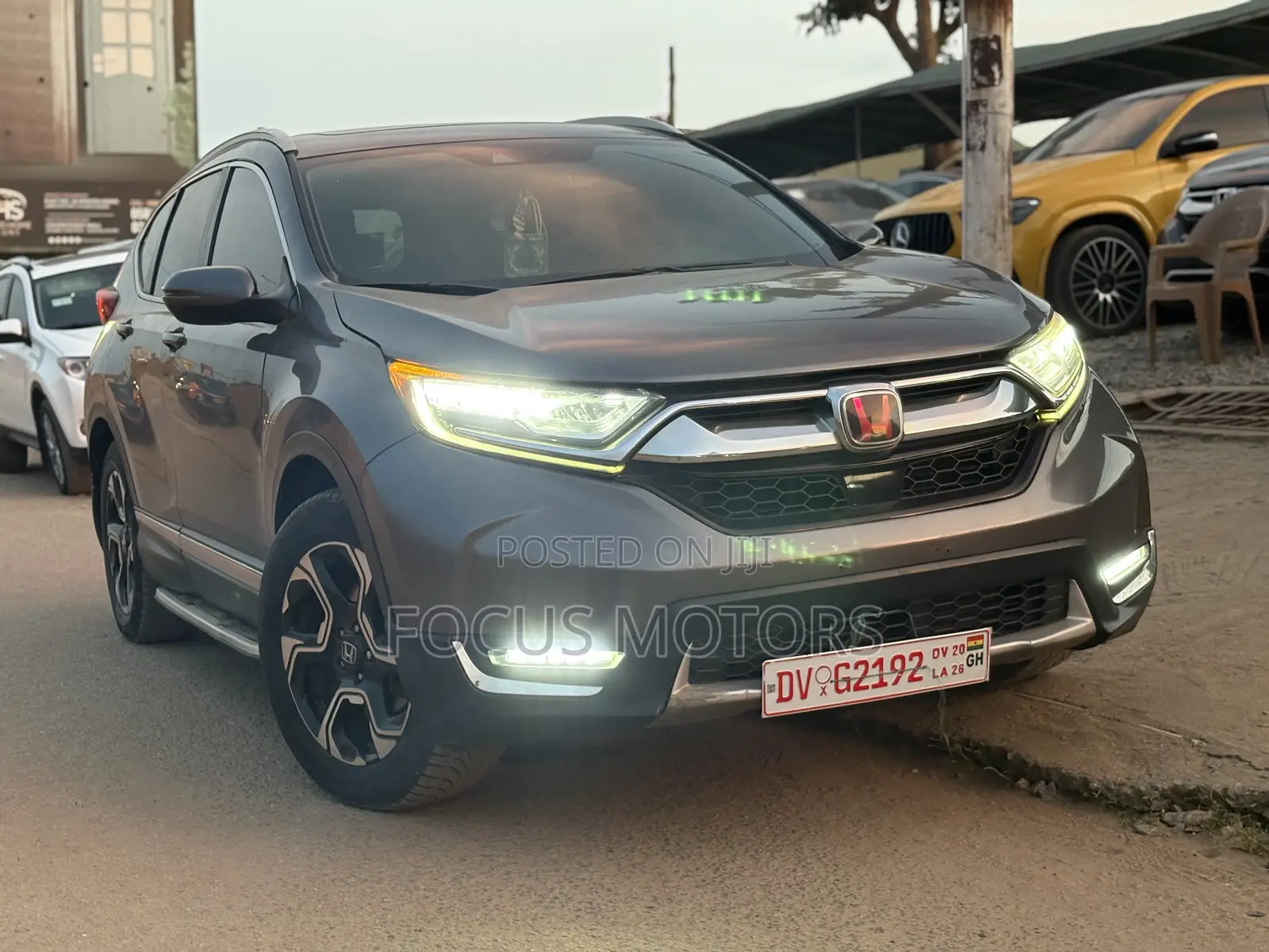 Honda CR-V Touring AWD 2018 Gray