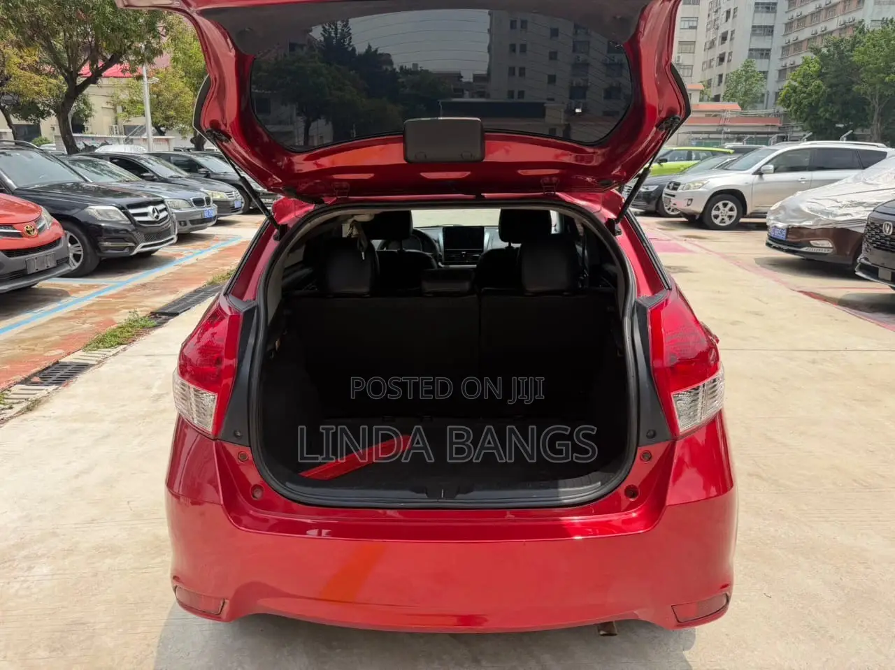 Toyota Yaris 2016 Red