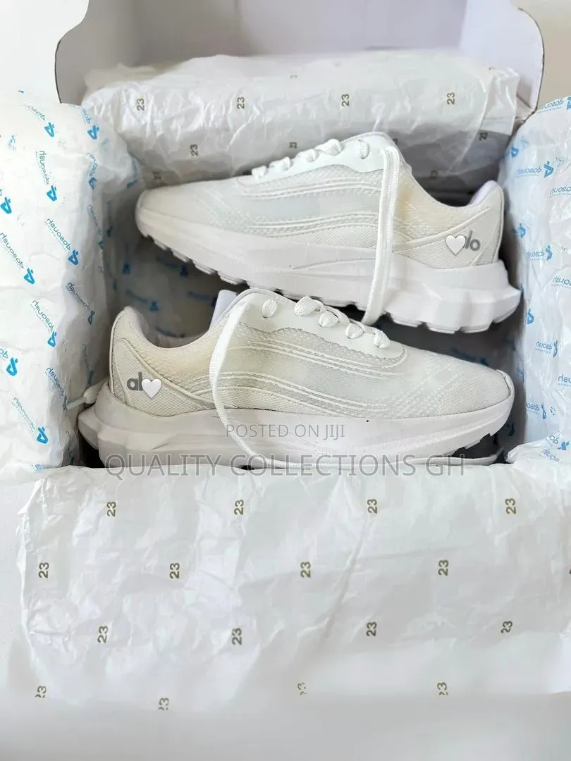 Authentic Alo Runner in Colours