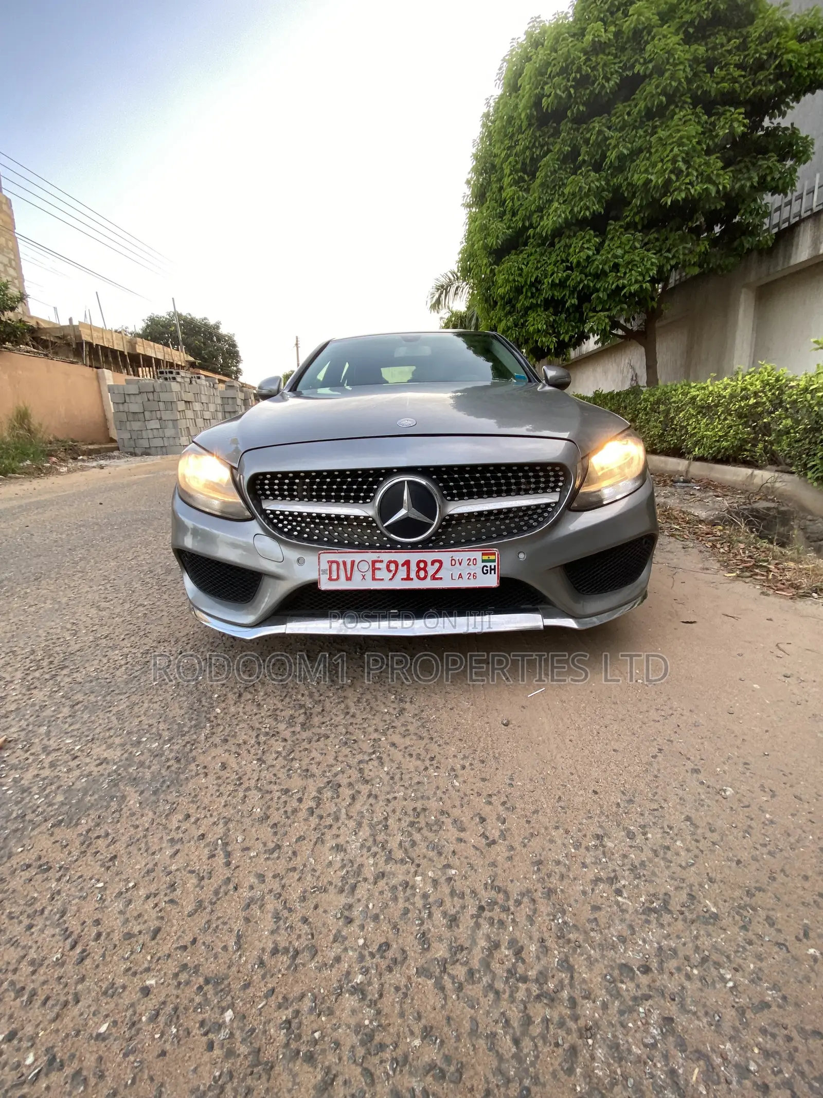 Mercedes-Benz C300 2015 Brown