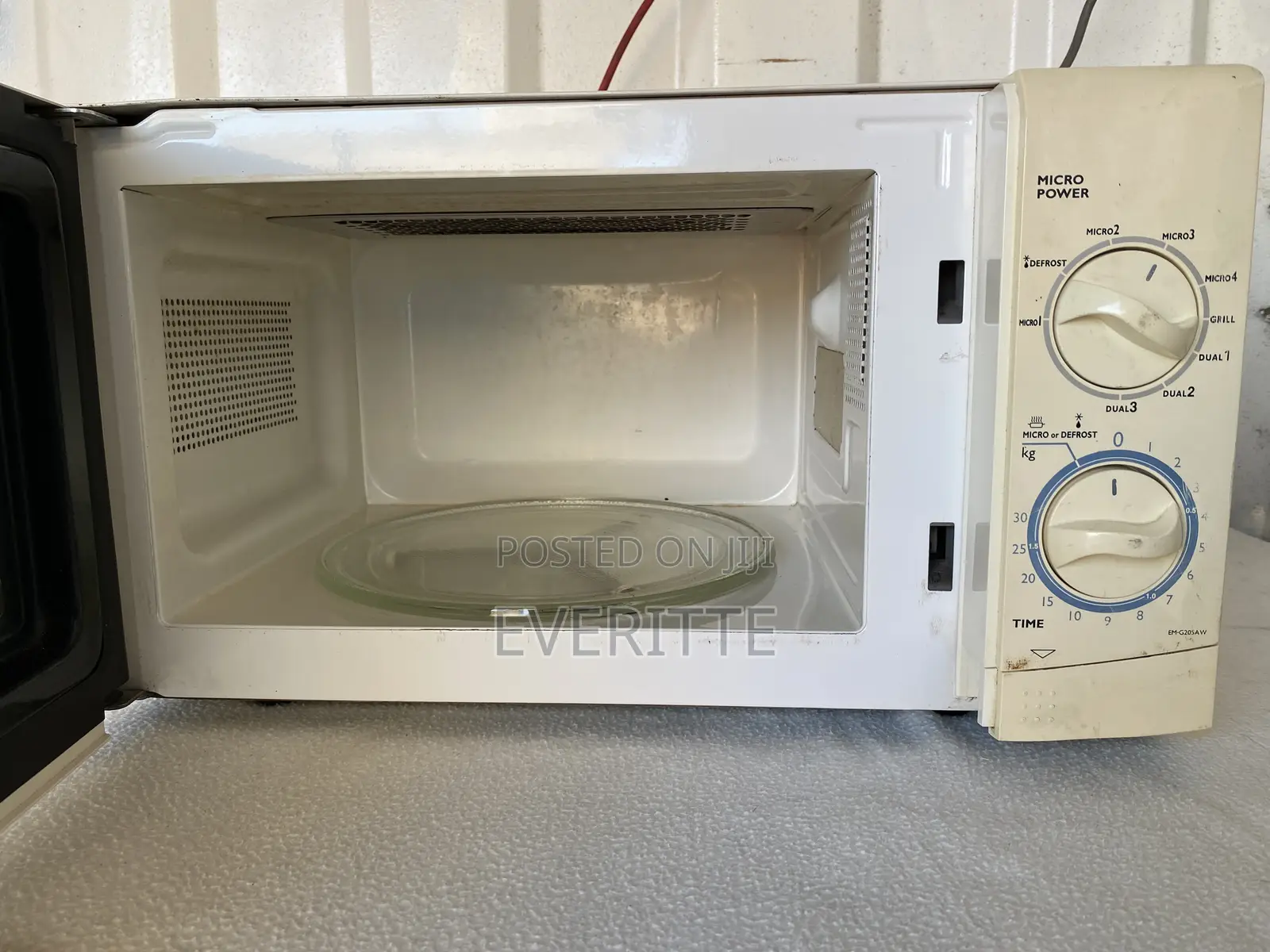 SANYO Microwave Oven With Grill Perfectly Working