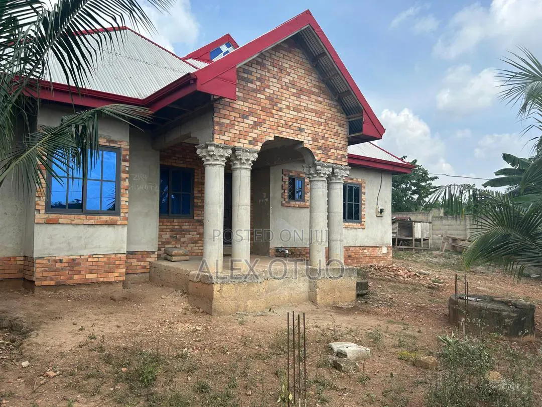 3bdrm House in Alex Otuo Properties, Kumasi Metropolitan for sale