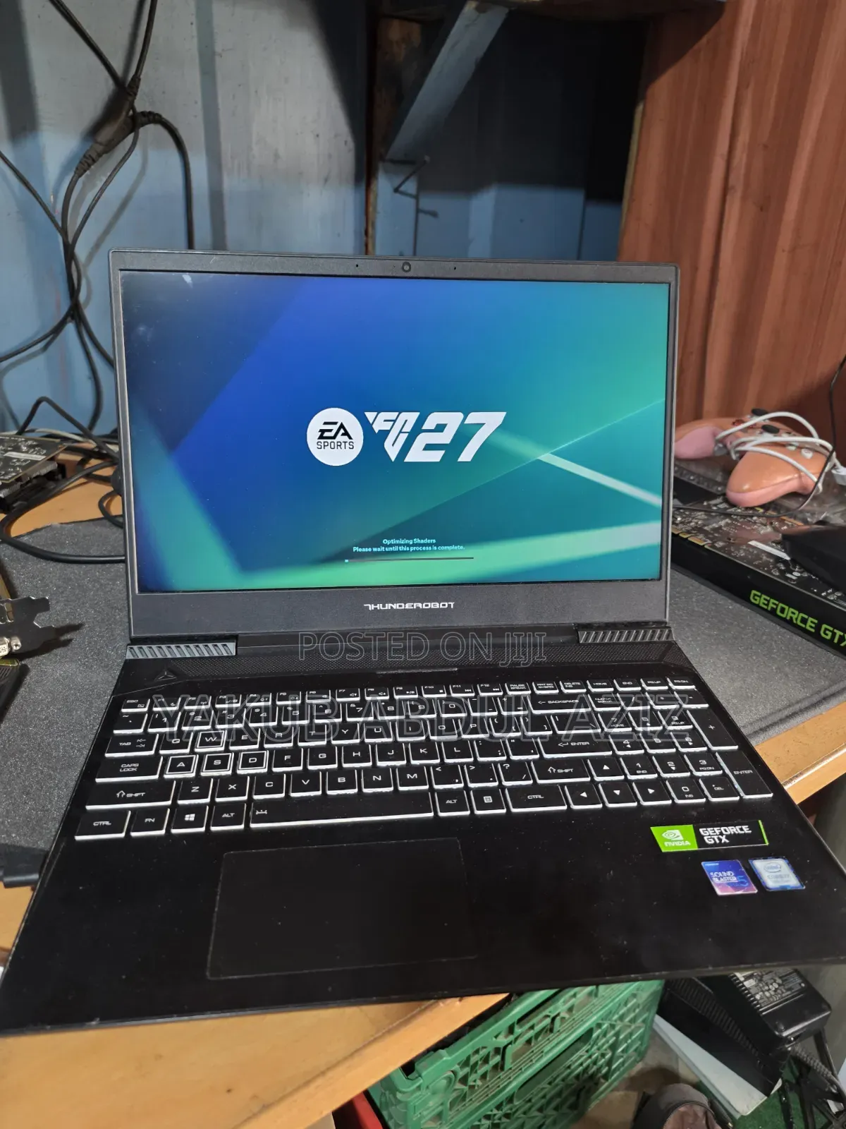 Laptop 8GB Intel Core i7 HDD+SSD 500GB