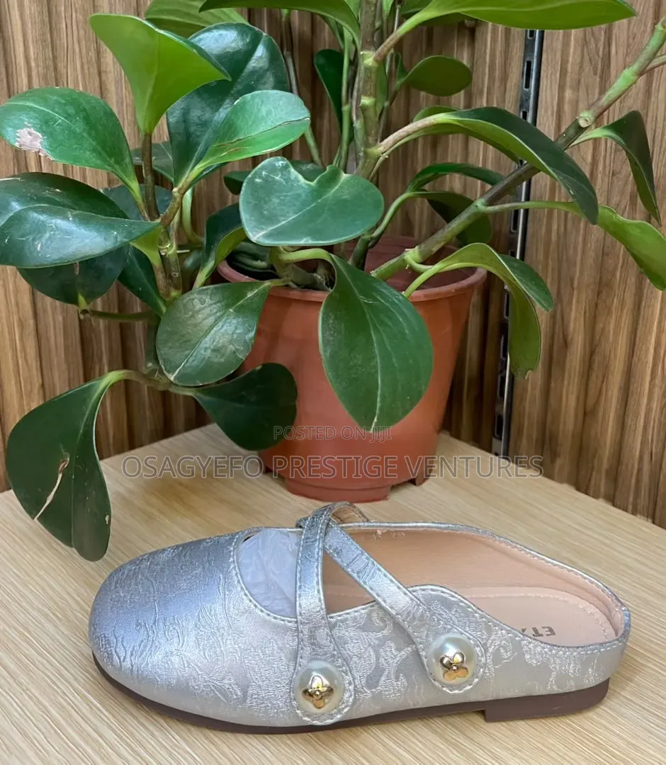 Girls' Fashionable Party Shoes