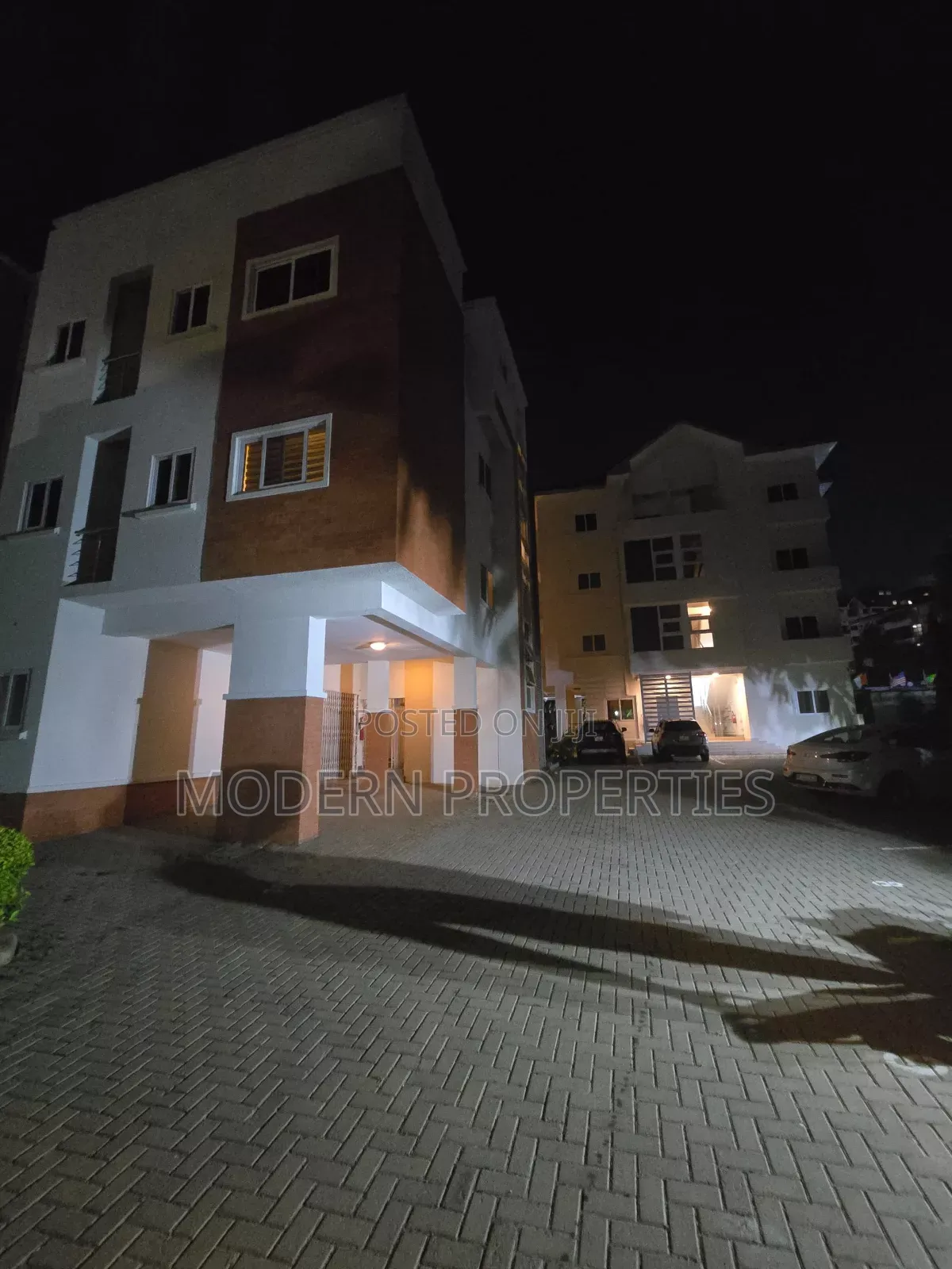 2bdrm Apartment in Modern Properties, Oxford Street for rent