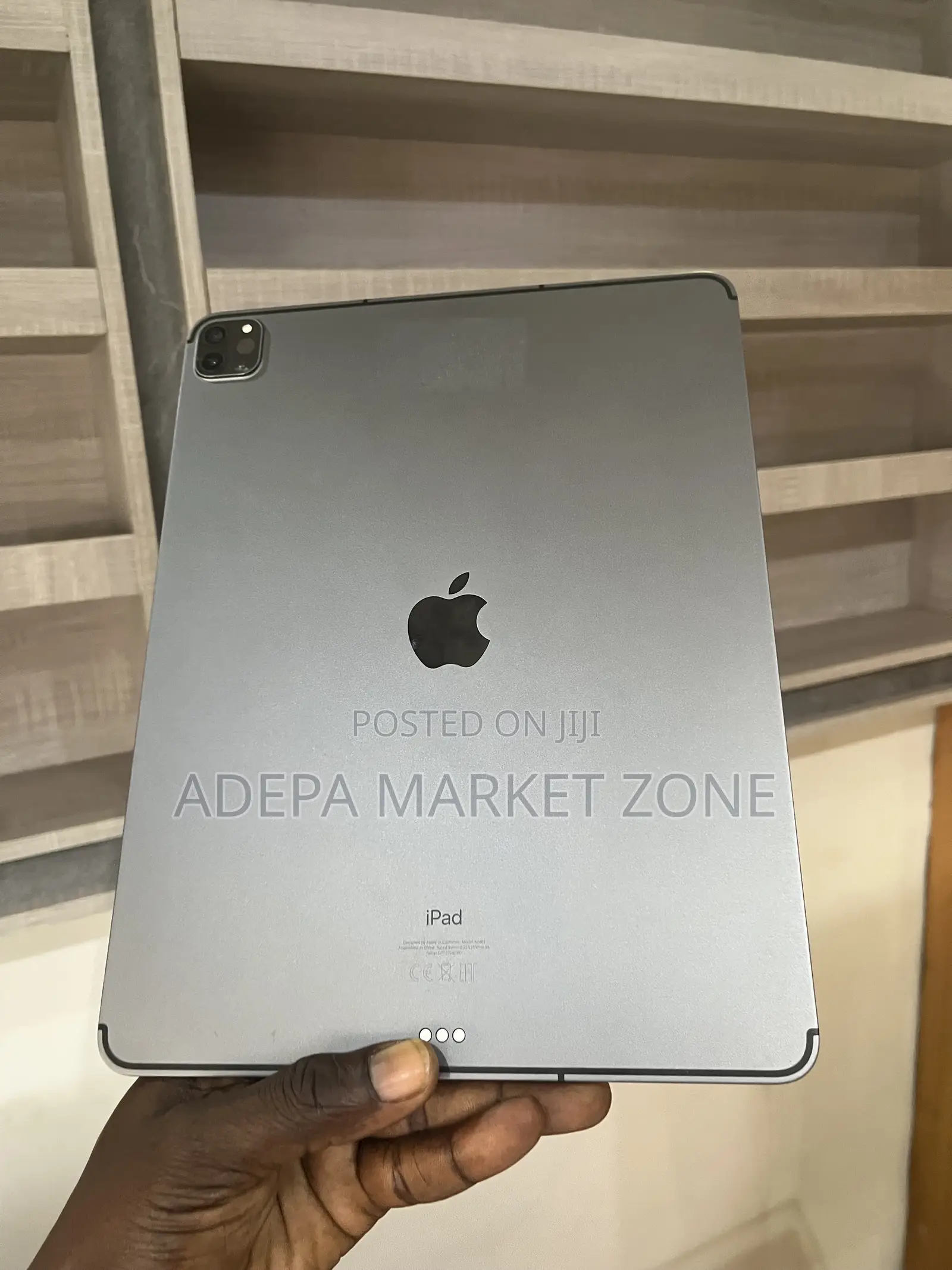 Apple iPad Pro 12.9 (2022) 512 GB Gray
