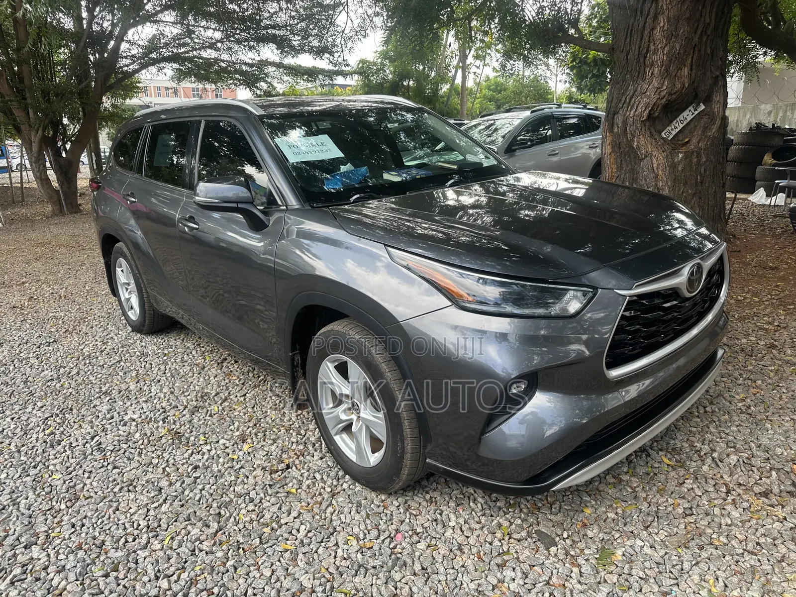 Toyota Highlander XLE 2021 Gray