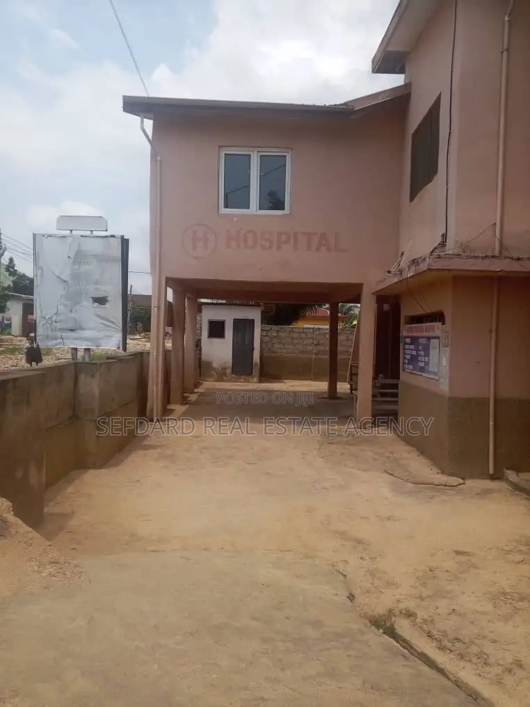 Old Building on 2 Plots of Land for Sale