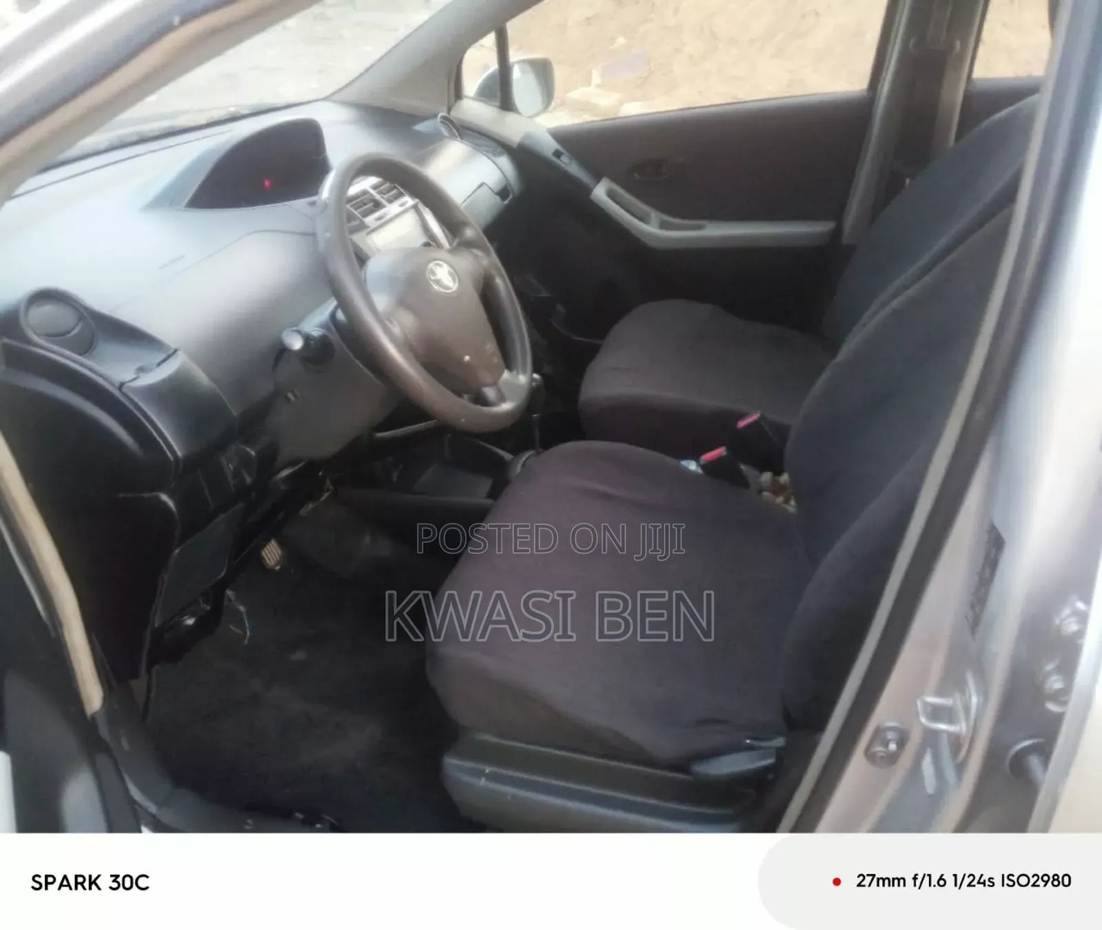 Toyota Vitz 2010 Gray