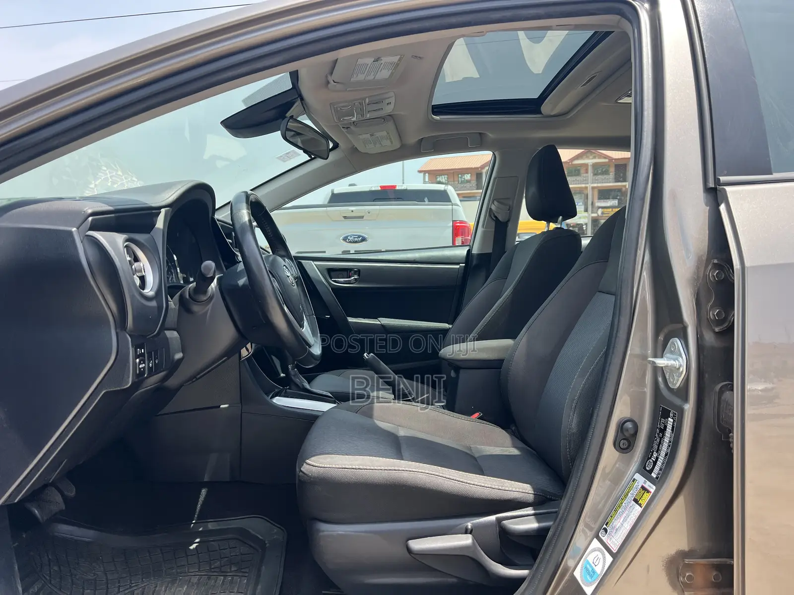 Toyota Corolla 2019 Gray