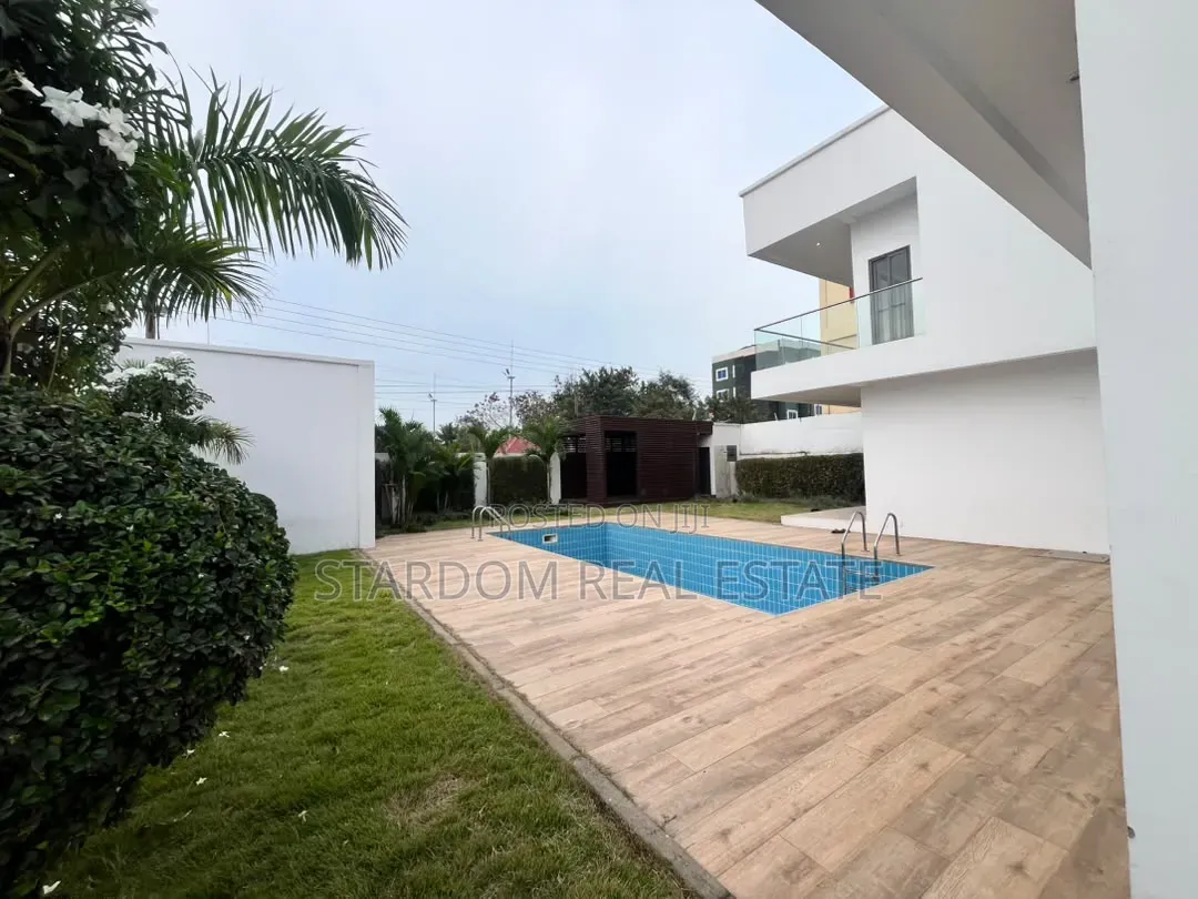 4bdrm Duplex in East Legon, American House for rent