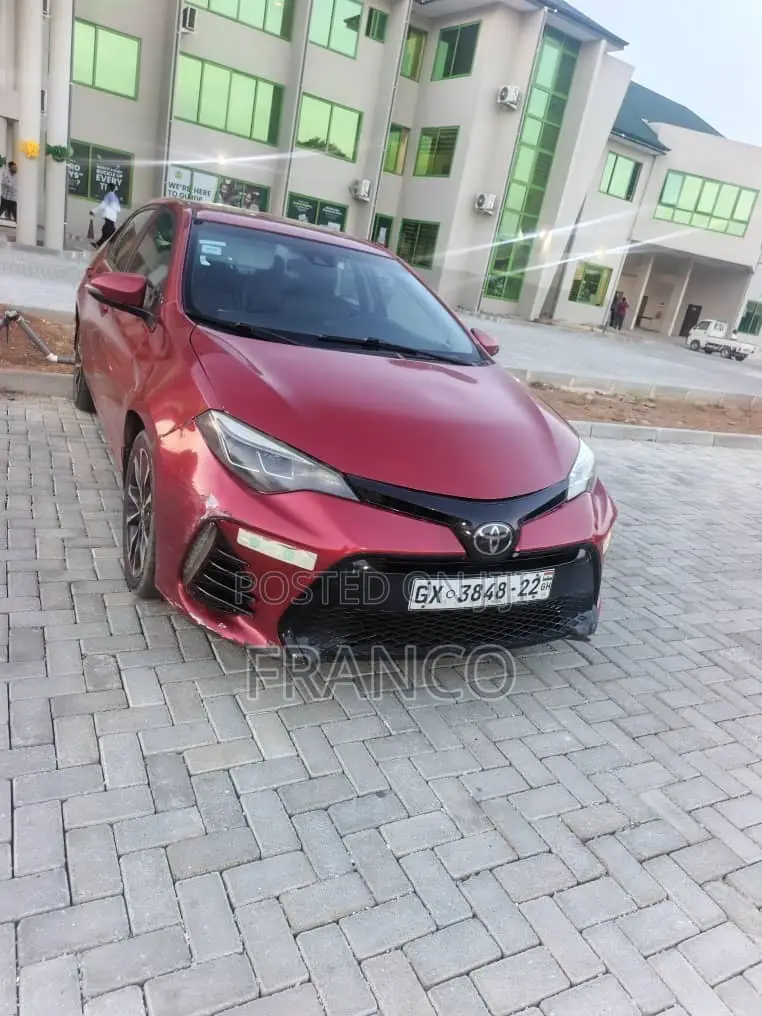 Toyota Corolla SE 4dr Sedan (1.8L 4cyl CVT) 2017 Red